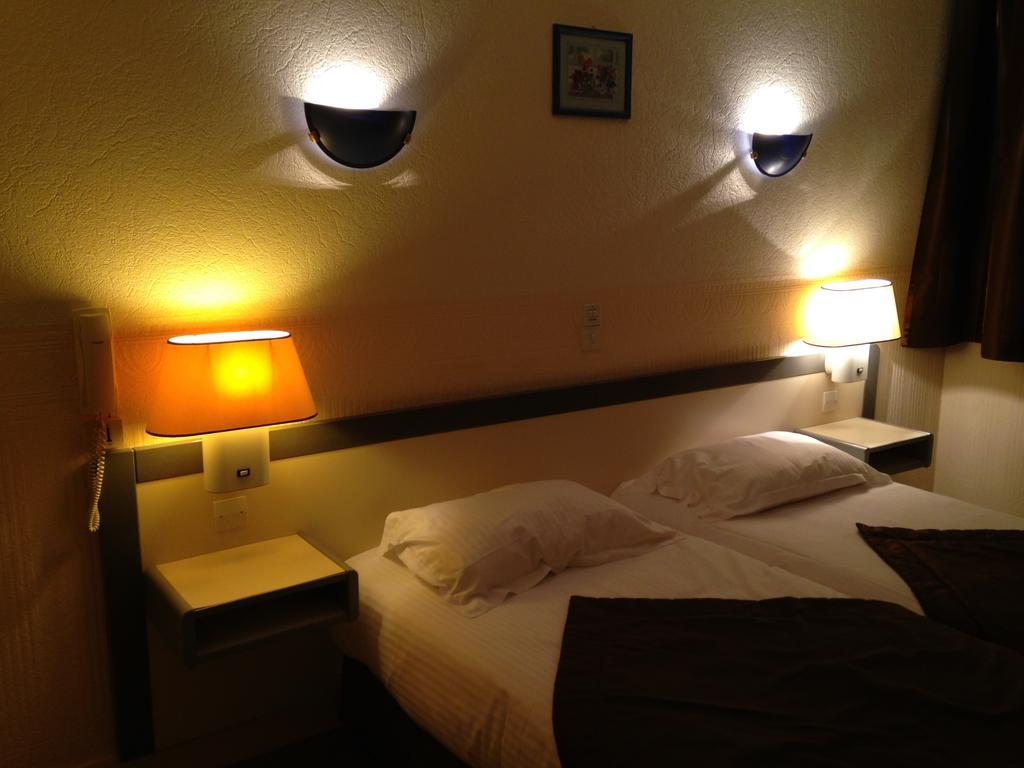 Hotel Continental Vierzon Ngoại thất bức ảnh