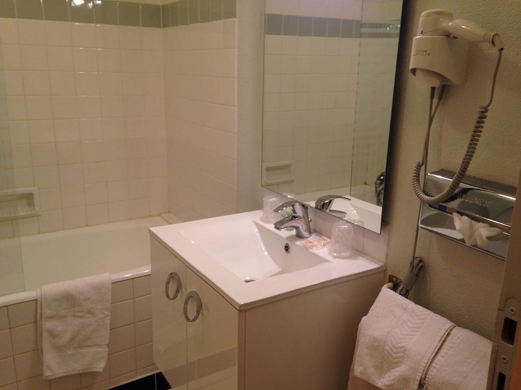 Hotel Continental Vierzon Ngoại thất bức ảnh