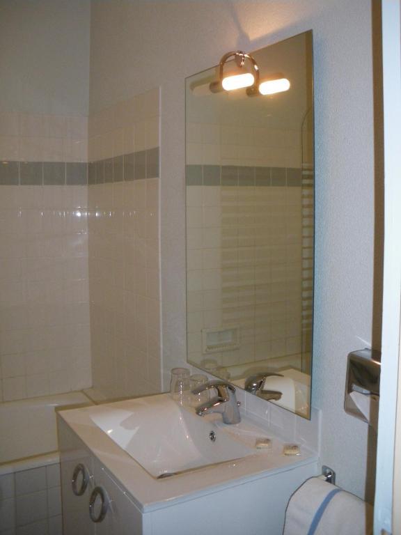 Hotel Continental Vierzon Phòng bức ảnh