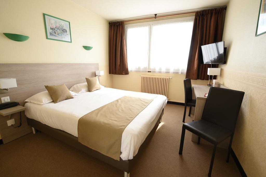 Hotel Continental Vierzon Ngoại thất bức ảnh