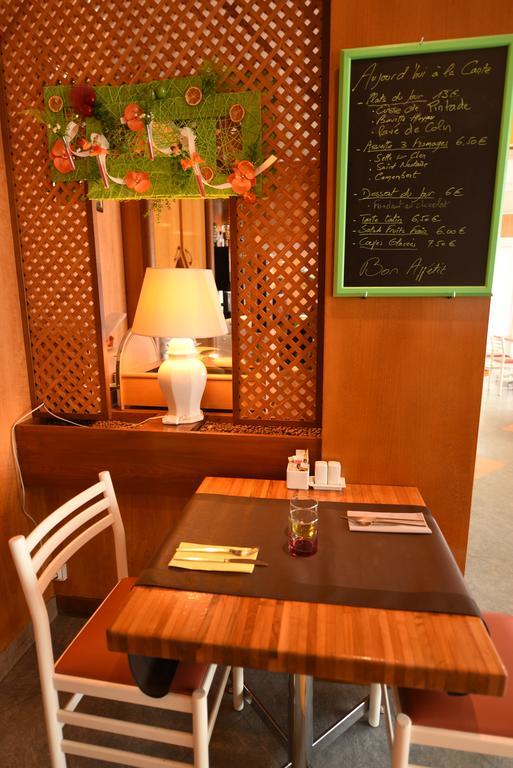 Hotel Continental Vierzon Ngoại thất bức ảnh